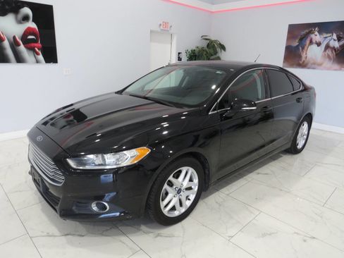 Used 2016 Ford Fusion SE w/ Equipment Group 202A FWD image 7
