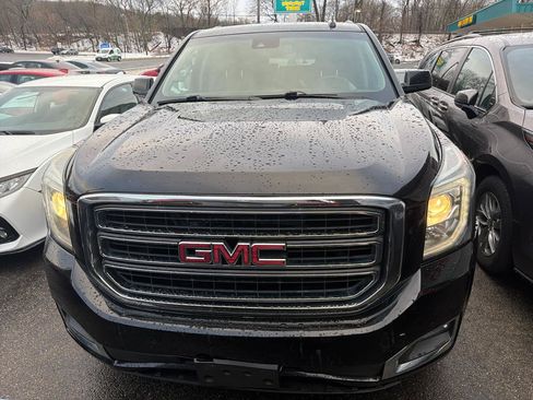 Used 2016 GMC Yukon XL SLT w/ Open Road Package AWD/4WD image 2