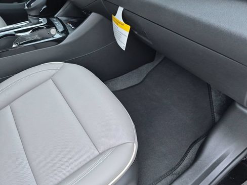 New 2026 Buick Envista Avenir FWD image 40