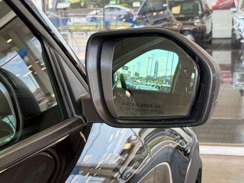 Certified 2020 Ford Explorer XLT w/ Equipment Group 202A RWD image 34