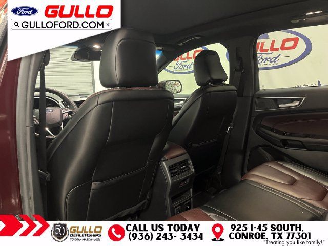Used 2020 Ford Edge Titanium w/ Equipment Group 301A FWD image 16