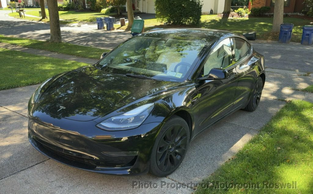 Used 2023 Tesla Model 3 Standard Range RWD image 2