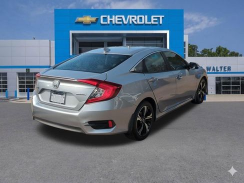 Used 2017 Honda Civic Touring image 6