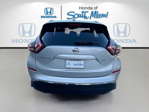 Used 2017 Nissan Murano SV FWD image 6