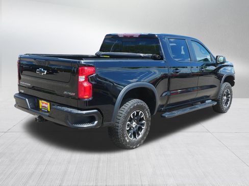 Used 2023 Chevrolet Silverado 1500 ZR2 w/ Technology Package AWD/4WD image 7