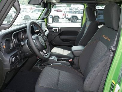 New 2025 Jeep Gladiator Mojave w/ Safety Group