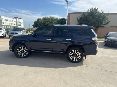 Used 2022 Toyota 4Runner Limited AWD/4WD image 5