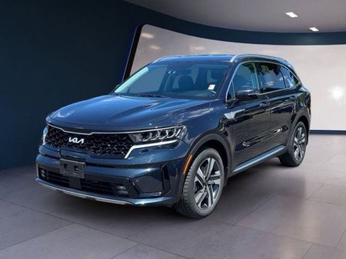 Certified 2023 Kia Sorento EX AWD/4WD image 1