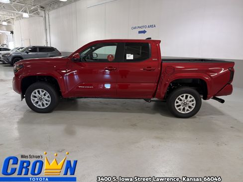 New 2026 Toyota Tacoma SR5 image 5