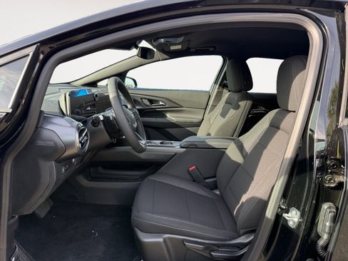 New 2026 Chevrolet Equinox EV LT image 10