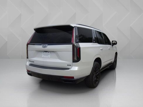 Certified 2022 Cadillac Escalade Sport Platinum w/ Heavy-Duty Trailer Package AWD/4WD image 5