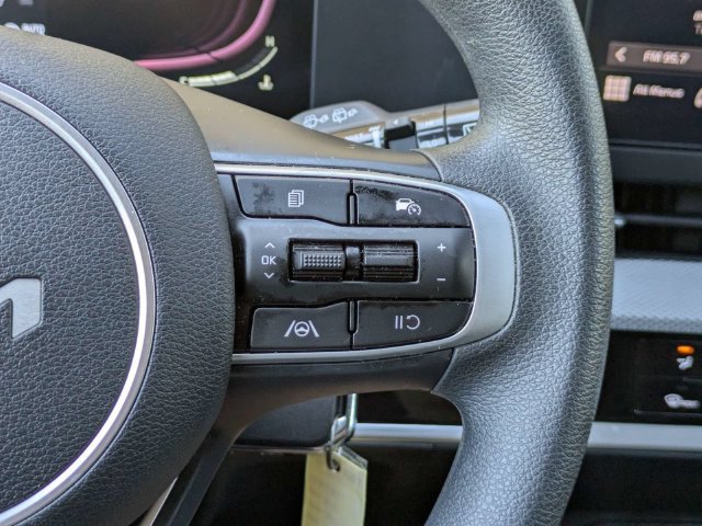 Used 2023 Kia Sportage LX AWD/4WD image 35