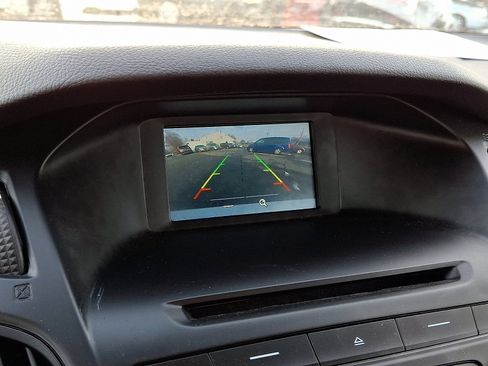 Used 2016 Ford Focus SE image 19