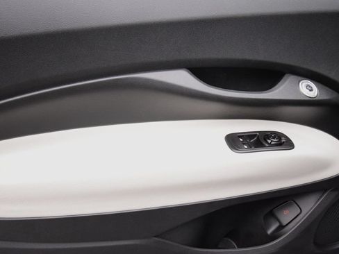 New 2026 FIAT 500 e Icona w/ Quick Order Package 21R FWD image 30