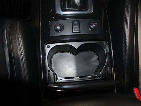 Used 2013 INFINITI FX37 2WD w/ Premium Pkg image 17