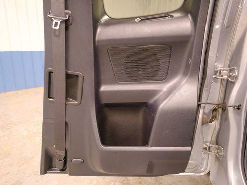 Used 2022 Toyota Tacoma SR w/ SR Convenience Package image 19