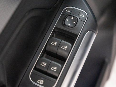 Certified 2023 Mercedes-Benz GLA 250 image 19