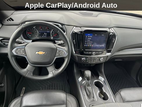 Used 2023 Chevrolet Traverse LT image 18