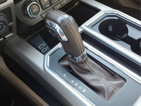 Used 2018 Ford F150 Lariat image 11