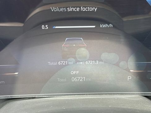 Used 2026 BMW iX xDrive60 AWD/4WD image 27