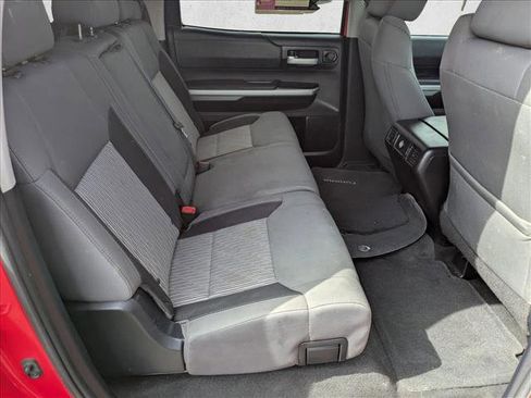 Used 2015 Toyota Tundra SR5 w/ SR5 Upgrade Package AWD/4WD image 18