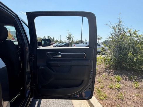 Used 2025 RAM 1500 Big Horn AWD/4WD image 55