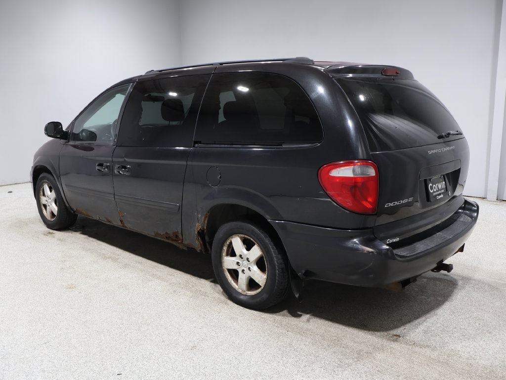 Used 2005 Dodge Grand Caravan SXT FWD image 9