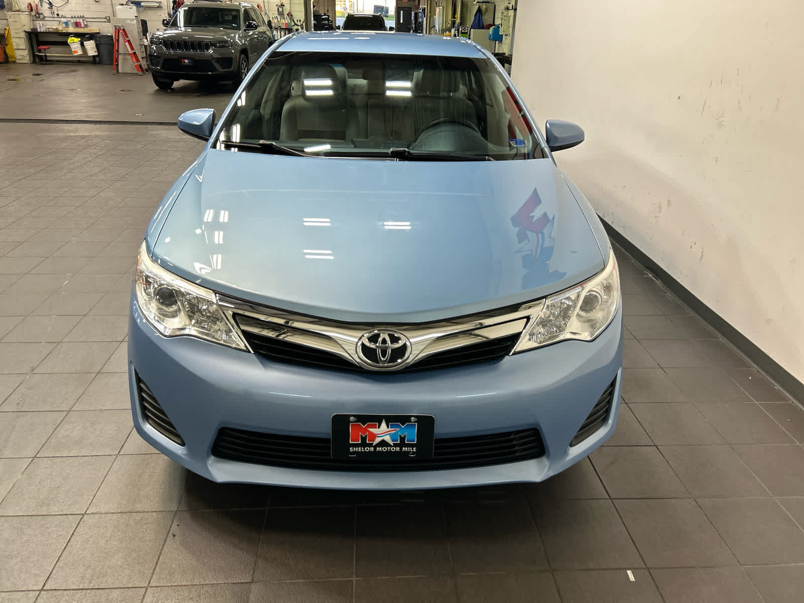 Used 2012 Toyota Camry LE FWD image 3
