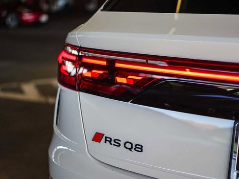 New 2025 Audi RS Q8 performance AWD/4WD image 9
