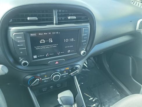 Used 2025 Kia Soul LX FWD image 27