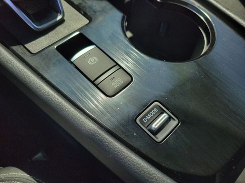 Used 2026 Nissan Rogue SV FWD image 8