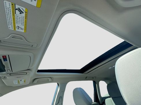 Certified 2023 Subaru Forester Premium AWD/4WD image 21
