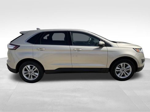 Used 2017 Ford Edge SEL w/ Equipment Group 201A AWD/4WD image 34