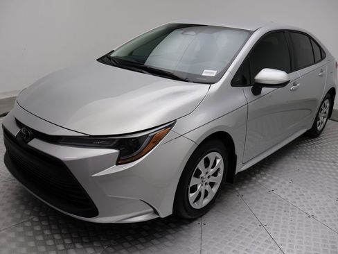 Certified 2026 Toyota Corolla LE image 2