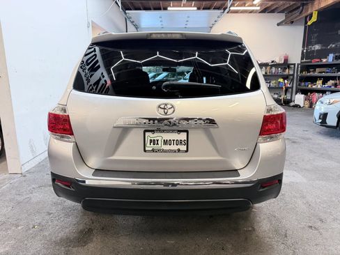 Used 2013 Toyota Highlander Limited w/ Protection Pkg AWD/4WD image 7