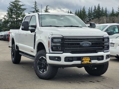 New 2026 Ford F350 Platinum w/ Tremor Off-Road Package