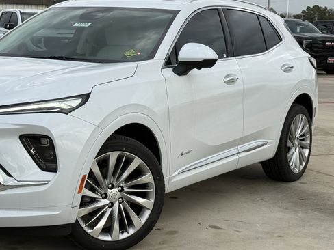 New 2026 Buick Envision Avenir image 11