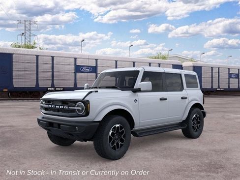 New 2026 Ford Bronco Outer Banks AWD/4WD image 1