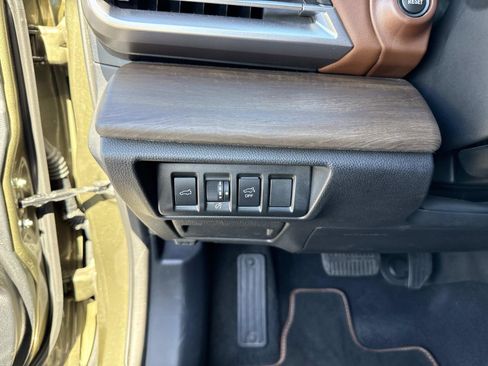 Used 2022 Subaru Outback Touring XT image 32