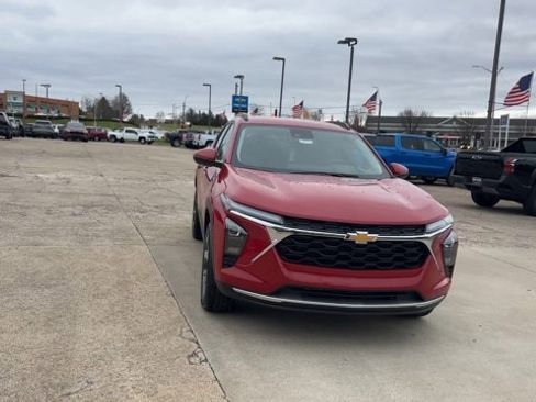 New 2026 Chevrolet Trax LT w/ Driver Confidence Package image 3