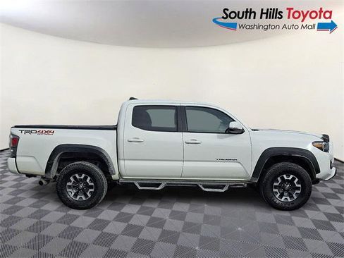Certified 2023 Toyota Tacoma TRD Off-Road image 7