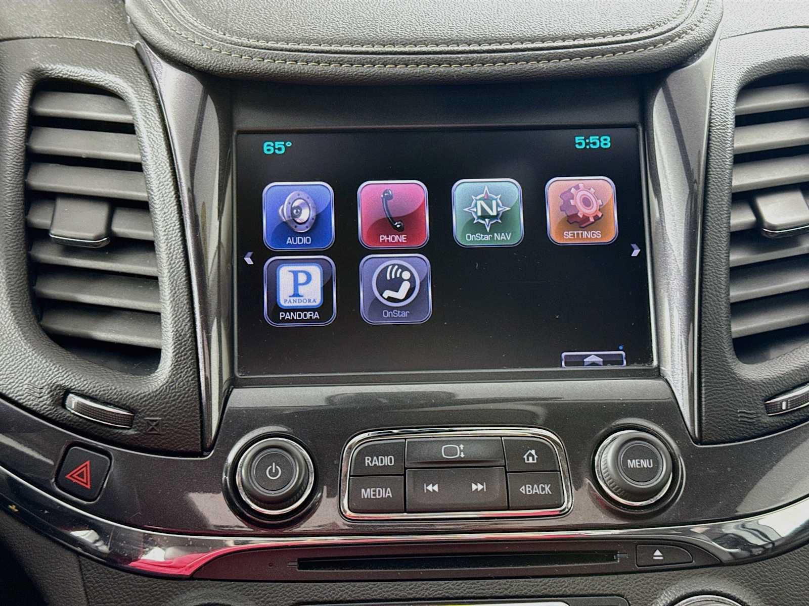 Used 2014 Chevrolet Impala LT w/ Convenience Package FWD image 11