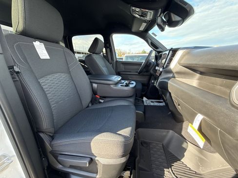 New 2025 RAM 2500 Tradesman image 27