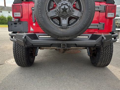 Used 2014 Jeep Wrangler Sport w/ Connectivity Group AWD/4WD image 16