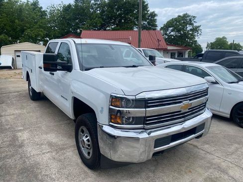 Used 2017 Chevrolet Silverado 2500 W/T w/ WT Convenience Package RWD image 4