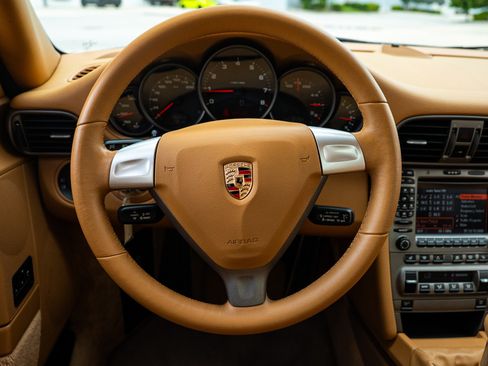 Used 2008 Porsche 911 Carrera RWD image 26