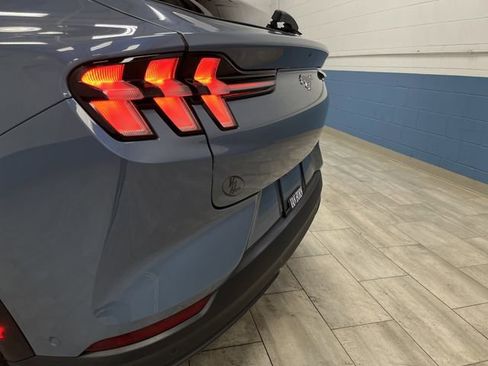 Used 2024 Ford Mustang Mach-E Select w/ Comfort Package Lite image 33