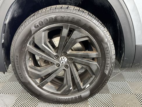 Used 2021 Volkswagen Atlas SE w/ MDO Package (Bench Seat) AWD/4WD image 37