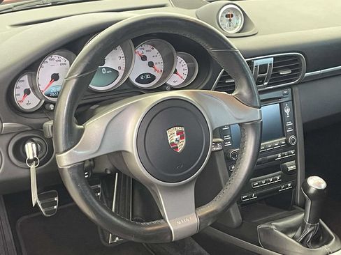 Used 2010 Porsche 911 Carrera S RWD image 4
