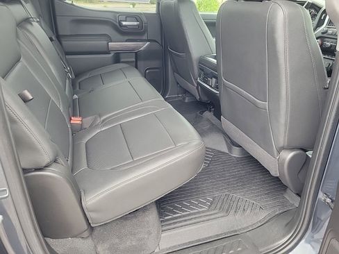 Used 2022 Chevrolet Silverado 1500 LTZ w/ LTZ Premium Package AWD/4WD image 16